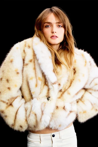 Look 11